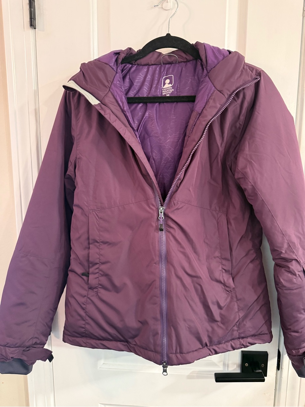 Eastern Mountain sports EMS insulated hooded jacket women’s Medium like new